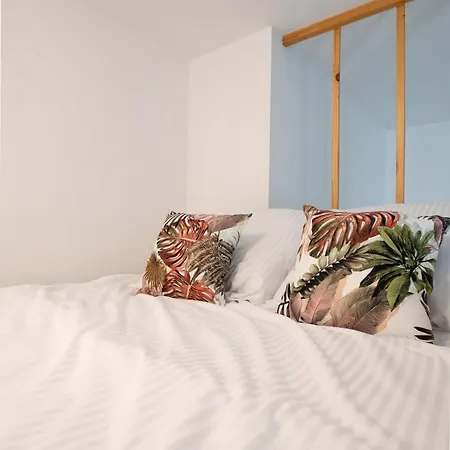 Properunit Old Town Loft With Balcony דירה ורוצלב